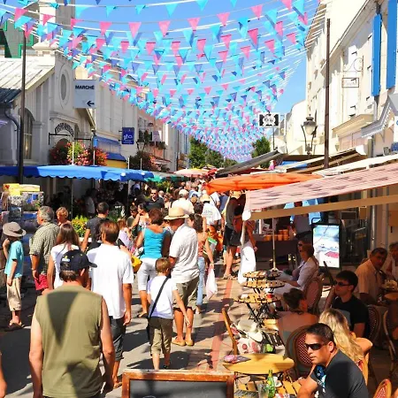 Face Pour 2 Pers A Avec Parking - Fr-1-535-22 * Chatelaillon-Plage